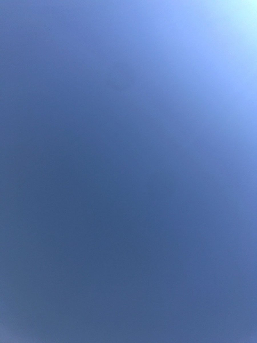 ガチで雲ひとつない