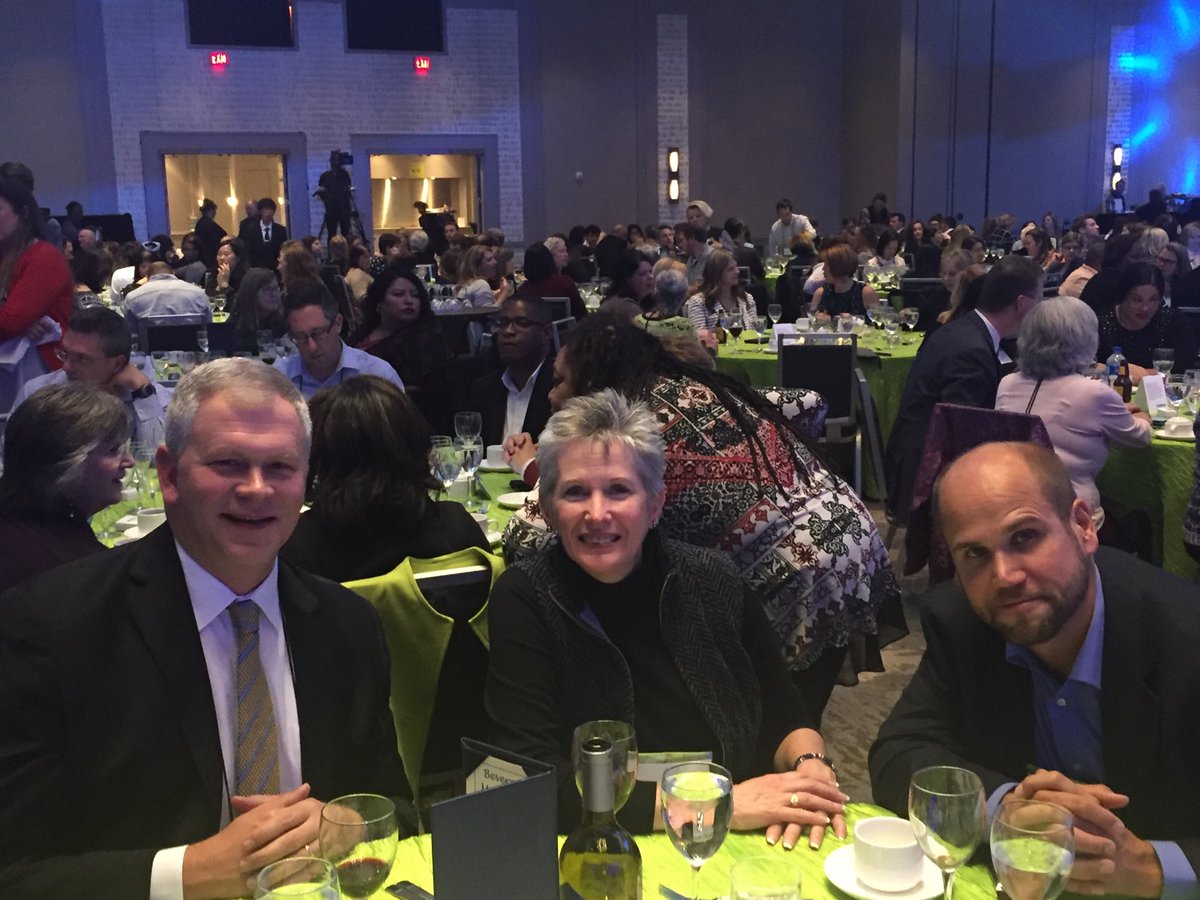 kdodson_karen's tweet photo. Celebrating with the Be The Match Network #BeTheMatchCM https://t.co/vvH4dnBweJ