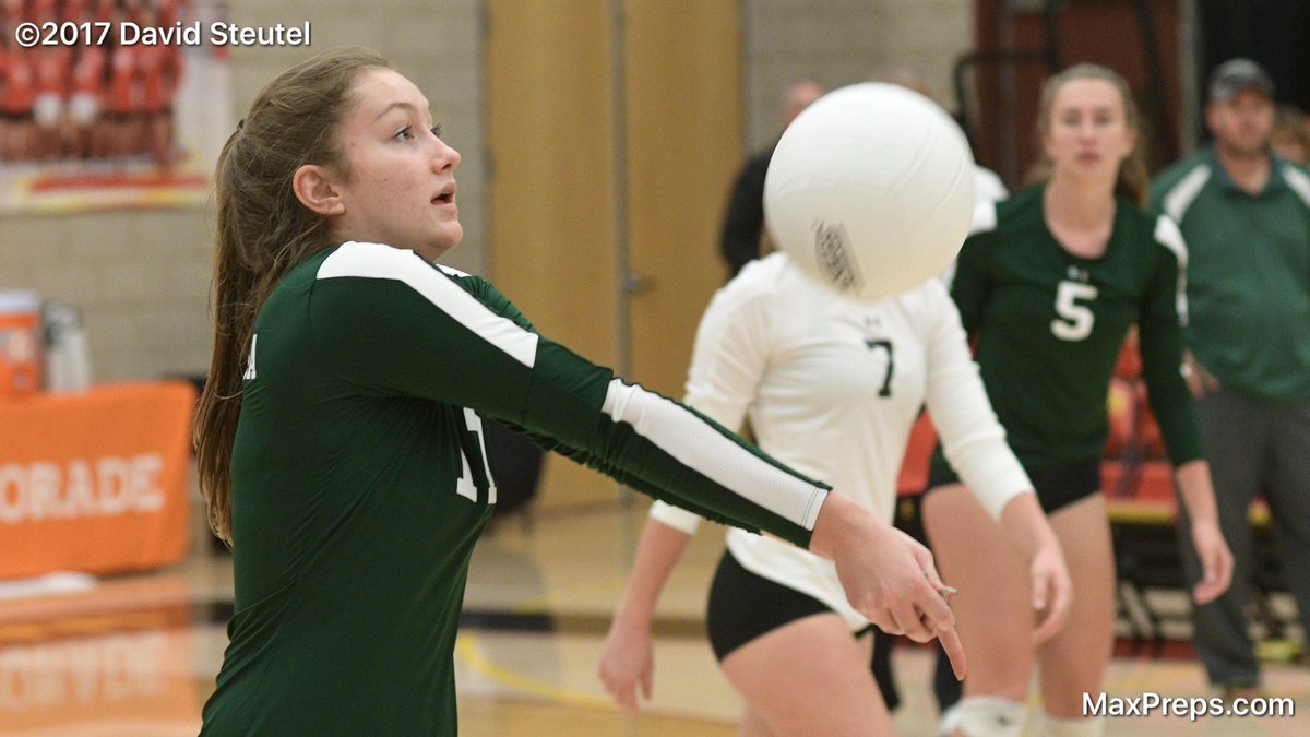wmi_photo's tweet photo. Ponderosa wins first set 25-18 over Nevada Union in the D2 @cifsjs VB finals.  @numiners @ponderosad @TheUnion @AuburnJournal @SacBee_JoeD @SacMaxPreps https://t.co/slHpgEjB22