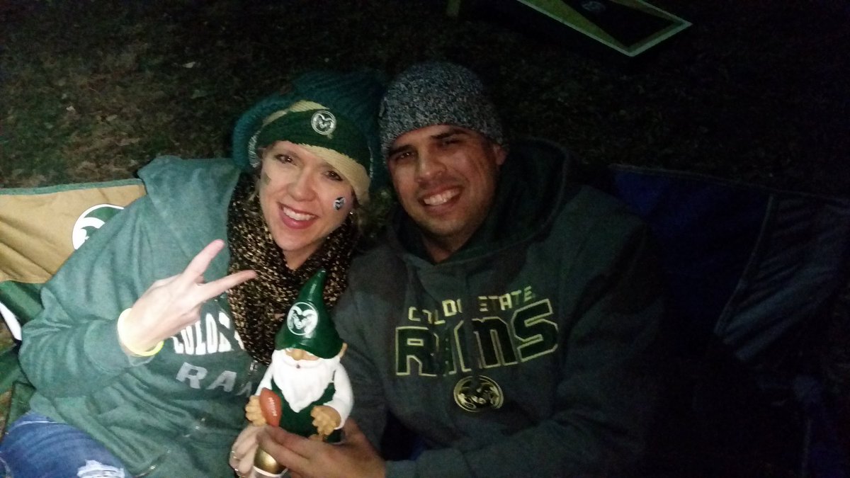 ShelleyForney's tweet photo. #Tearemasunder. Go Ramies !!! https://t.co/m3zb2JNQ1q