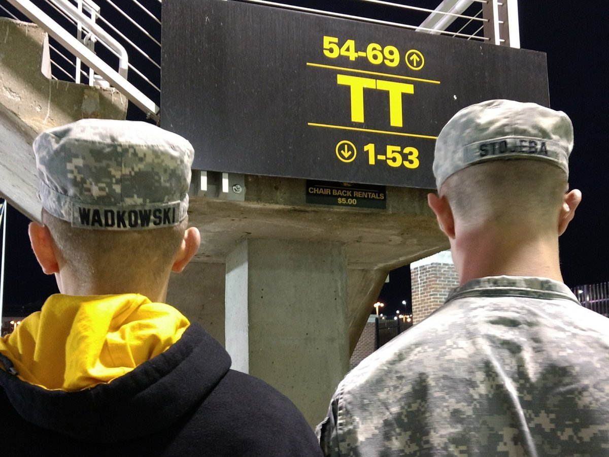 DebStojeba's tweet image. #ShowMe