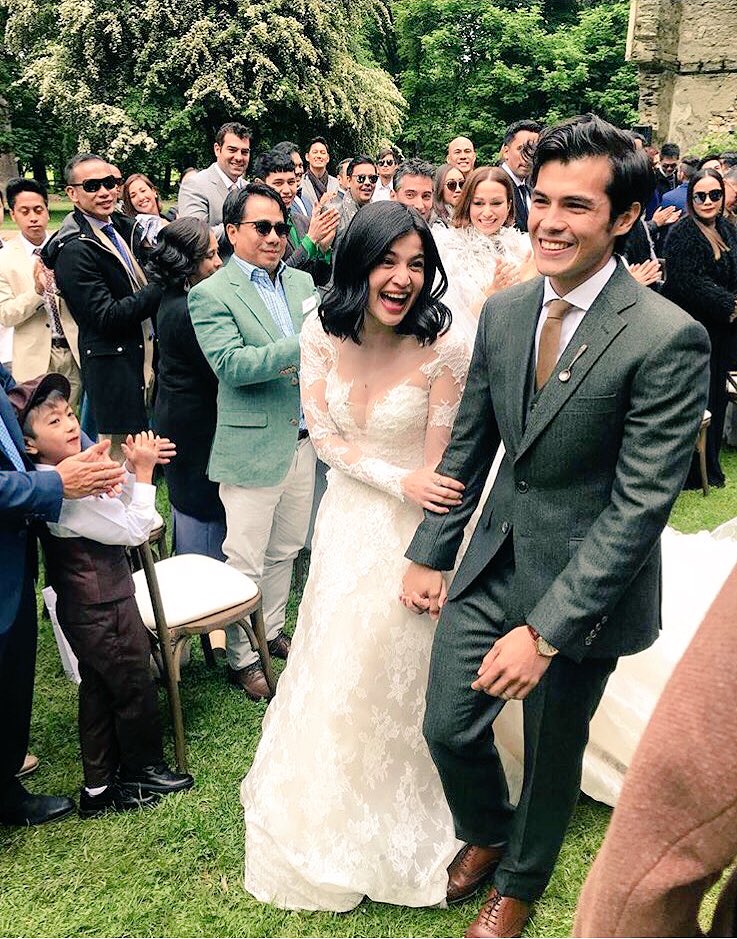SongXCouplePH's tweet photo. Their Happy Ever After. 😍

Congratulations Mr. and Mrs. Heussaff #TheWanForAnne 💞🎉💞 https://t.co/OWKqsXsCop