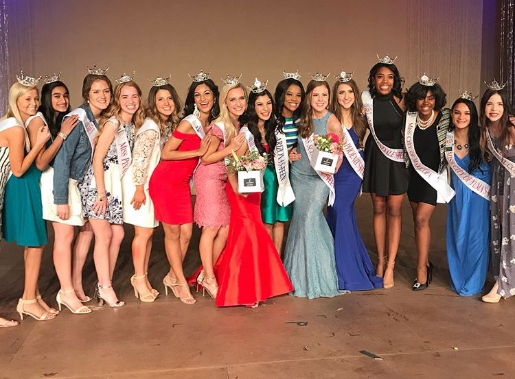 missphoenixot's tweet photo. Meet your new @missphoenixot Tiffany Ticlo!! ❤️ and @scottsdalesteen 😍 So excited for this gal to have a wonderful year with #TeamSPMC https://t.co/Xj0iN6Vwuv