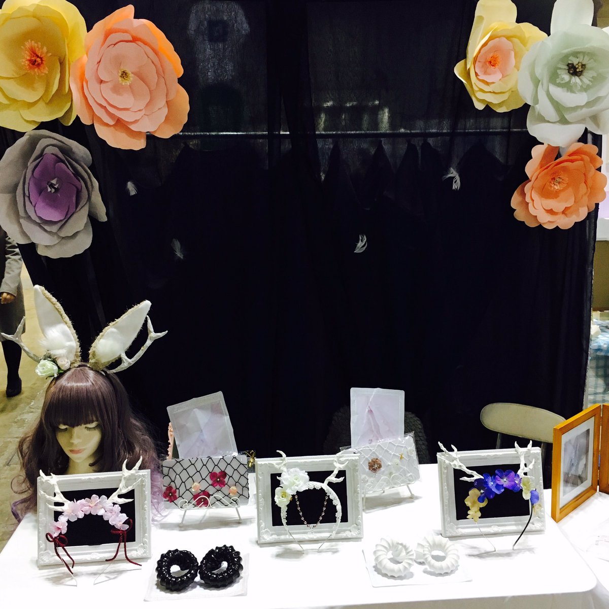 gensoudo_'s tweet photo. 設営おわりました〜(*'ω'*)
D-547です！出入り口の真逆で端っこです！！

#デザフェス https://t.co/xtt31cAjoN