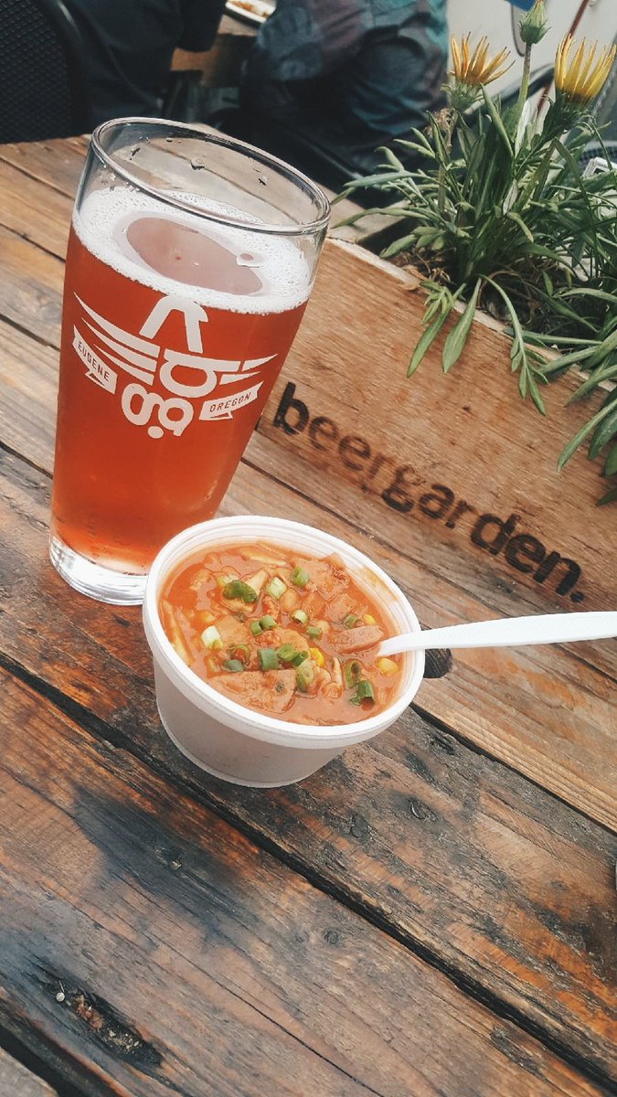 Just a mouth-watering photo to get you stoked about our Chili, Brews and Rock 'n' Roll Fest going on this weekend! 🤤😋