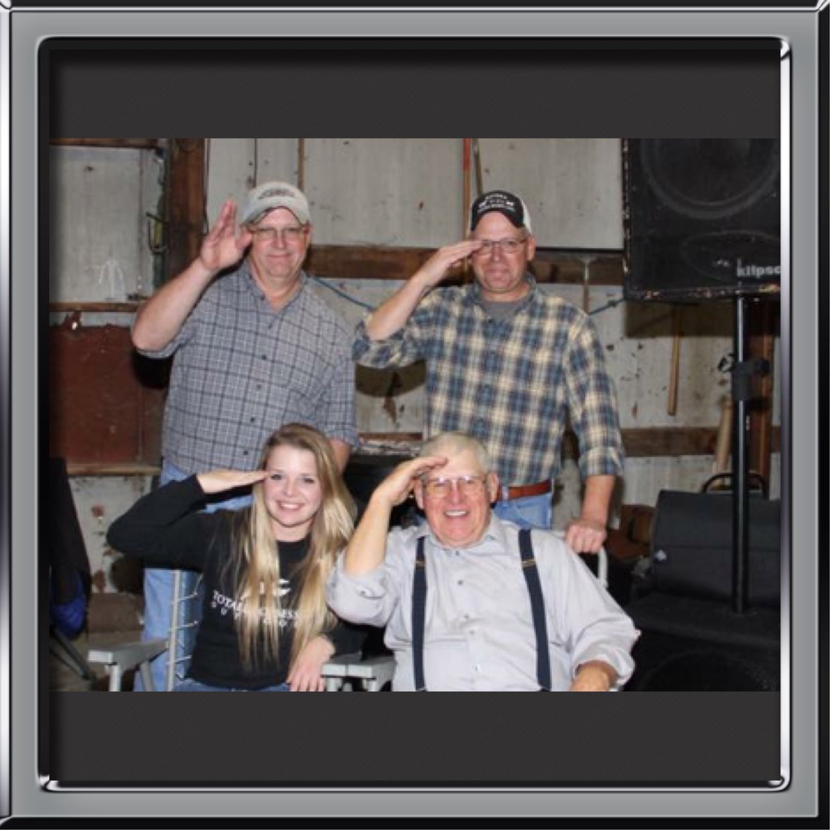 rhonda_lauer's tweet photo. Our Military Family #VeteransDay https://t.co/Bqe0t33dLw