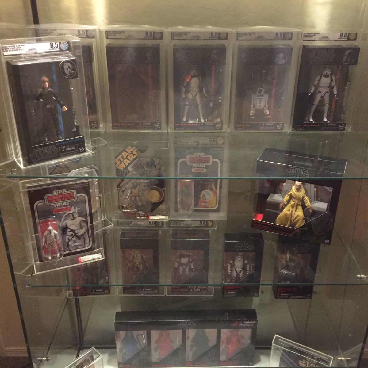 vixath's tweet photo. #BlackSeries #collectorconfessions Always rearranging - https://t.co/QrTQhDPPlS