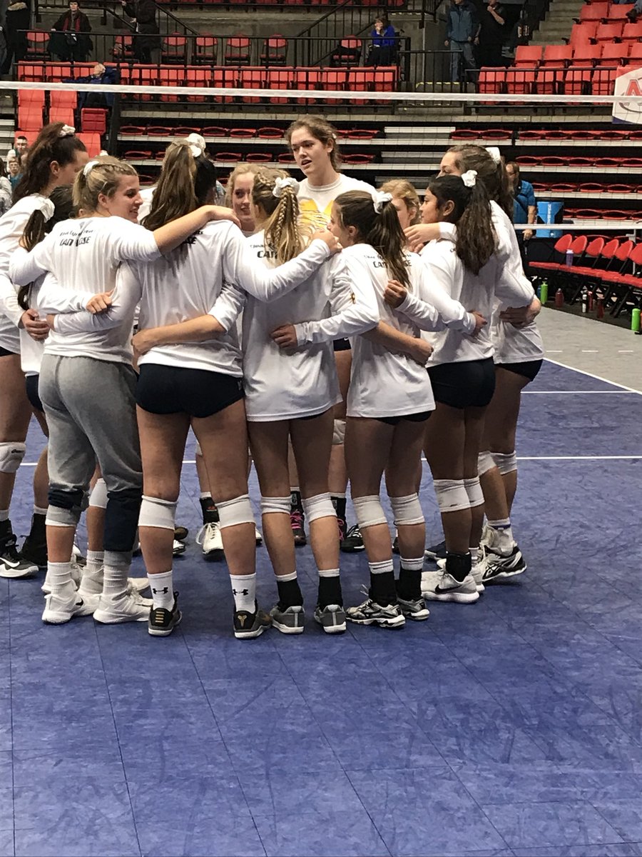 MEAD_ATHLETICS's tweet photo. @MeadHighSchool Panthers set to warm up for the State Title Match v. Auburn Riverside-15 minutes until first serve. Game is on @SWXRightNow https://t.co/Z9ataW8ubx