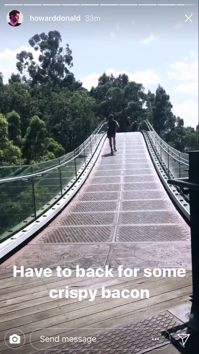 dearwidya's tweet photo. @HowardDonald love you on snapgram 🤣🤣🤣🤣🤣 https://t.co/YnDTCj7hwp