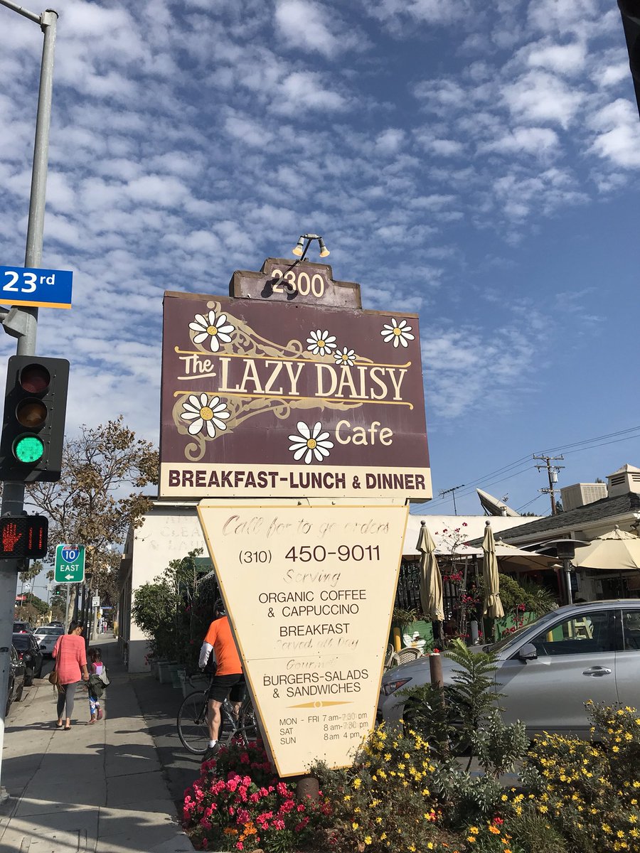 MAO0525's tweet image. West Coast Lessac Refresher with Master Teacher, Deb Kinghorn! We had a lunch at the Lazy Daisy! @LessacVoice #lessac #westcoast #learning #wisdom #TeacherLife #actorslife #vocalhealth #vocallife #voice #LosAngeles #SantaMonica