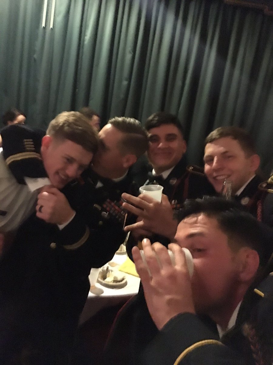 Gonzoo_13's tweet photo. Gotta wish a happy Veterans Day to my boys in the sandbox right now, y'all stay safe fuckers #bonehard #degenerates https://t.co/cNCwMWVVzY