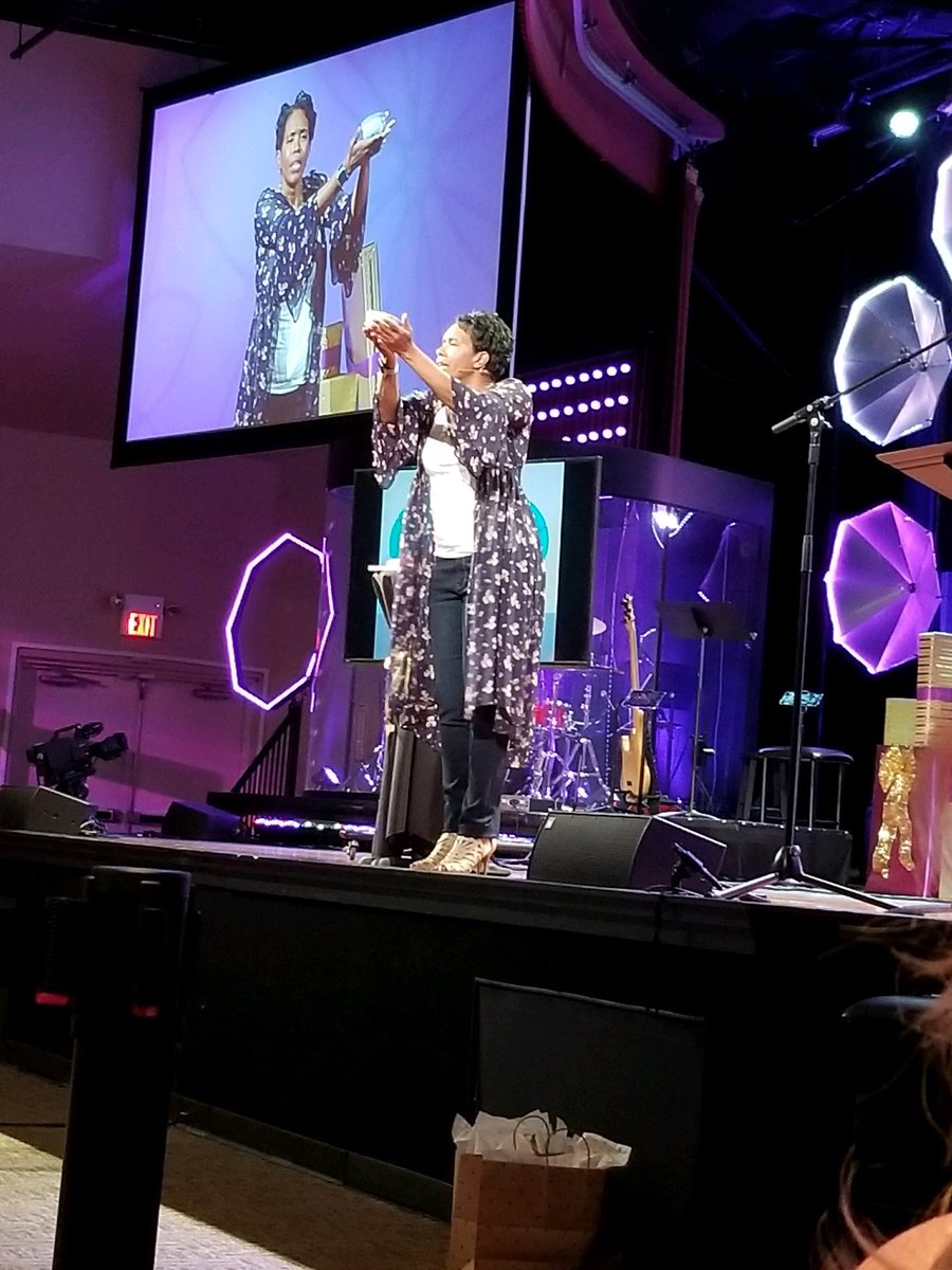barbroose's tweet photo. I loved being a part of last night’s Cherished Women event  @DiscoveryFL in Orlando! Congrats to Tami Ward and her fabulous team on a beautiful God-honoring evening! #cherished https://t.co/pQAITjUZcZ