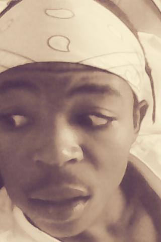 ThabisoFombi's tweet photo. @CassperNyovest Eh! Banna. !!!.
This guys is fit.
#2nd_December https://t.co/khAbCUAXKn