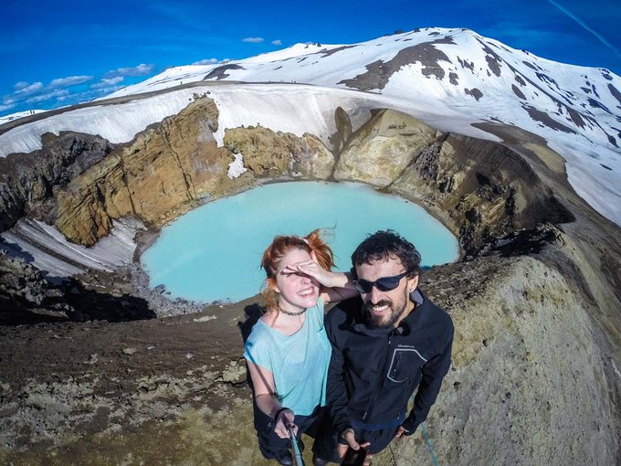 🌋 🇮🇸 https://t.co/KvO9ycTNHa