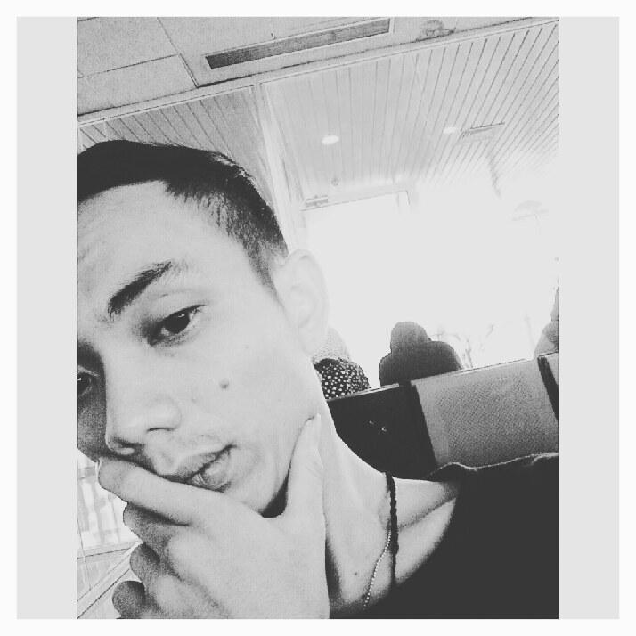 AndrianusMelky's tweet photo. ayo pergi bersamaku on #BIGOLIVE https://t.co/2R3WnggvyG https://t.co/y1Bz8fnHZ5