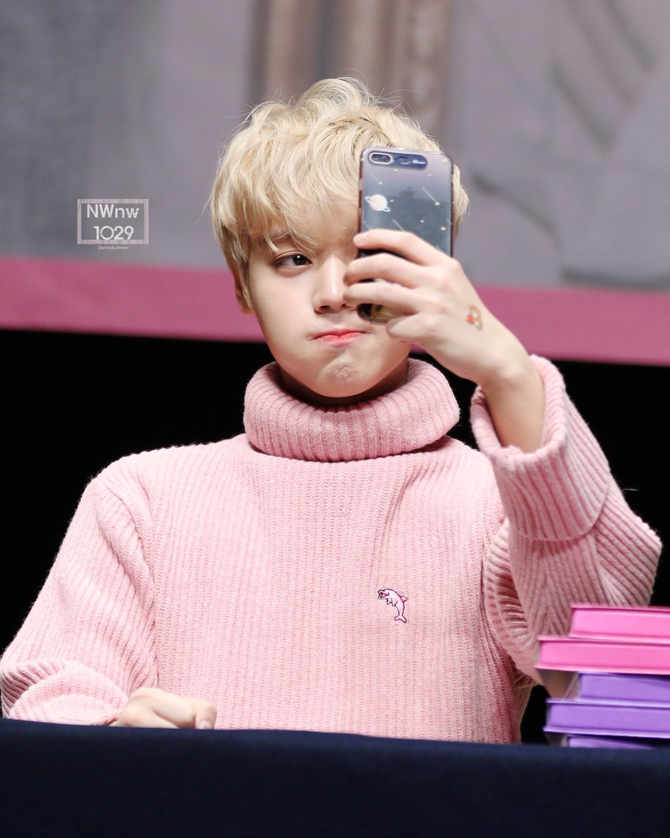 NWnw1029's tweet photo. 171118 
in 핫트 팬싸 
#박지훈 
❤️ https://t.co/01WfmBK52l