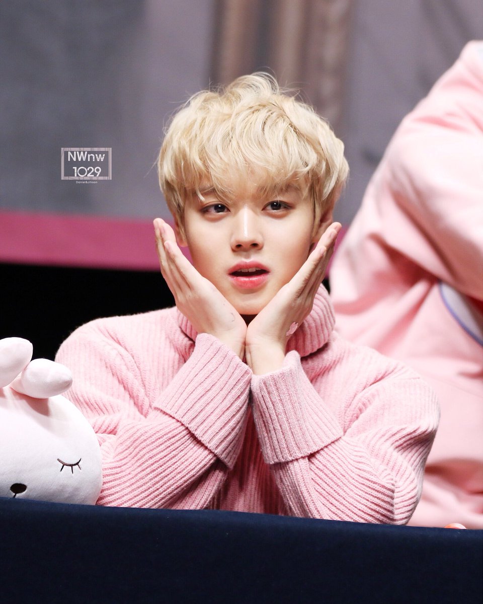 NWnw1029's tweet photo. 171118 
in 핫트 팬싸 
#박지훈 
❤️ https://t.co/01WfmBK52l
