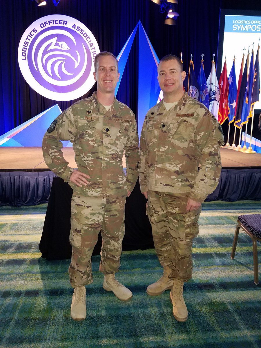 5_EAMS's tweet photo. 5 / 8 EAMS/CC’s representing at #LOA2017. Great symposium w/powerful msgs. #LogNation @mighty_ocho https://t.co/VRGepuWW6m