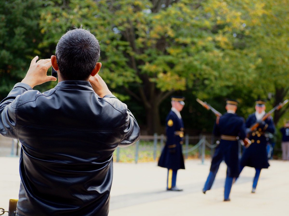 Scott_phtograph's tweet photo. The changing of the guard is a great ceremony that comes with great honor. While being a D.C. native, I've seen it on multiple occasions, it's still a great experience to be able to see it #dc #Military #changingoftheguard #history https://t.co/adOGBog2dL
