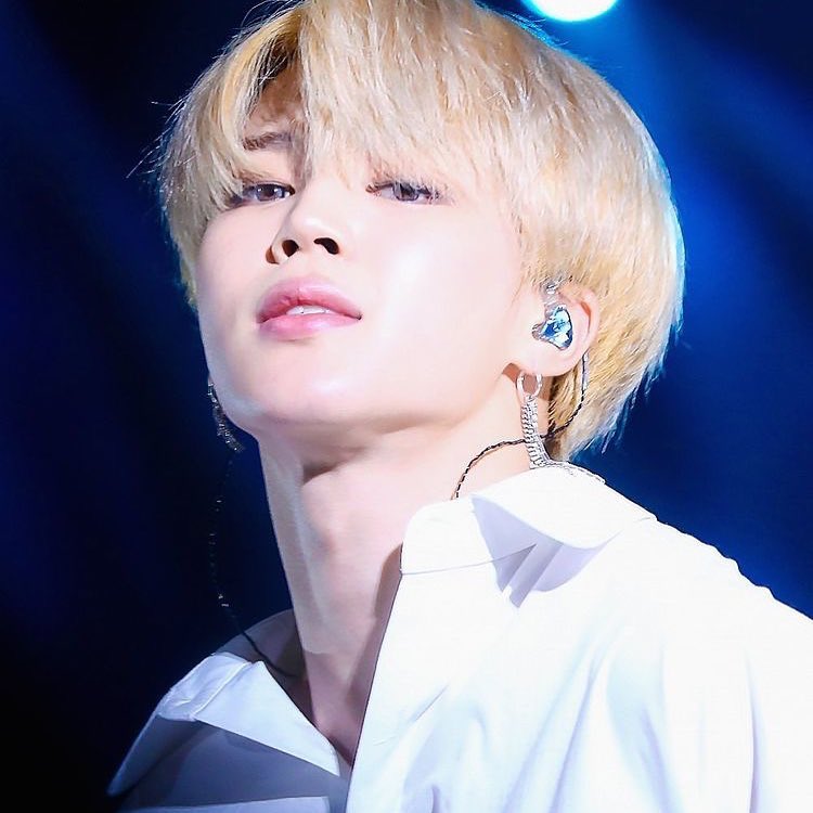 _1bts3_'s tweet photo. 初タグです‼😬✌
お友達探し中💭

 🌷01line
 🌷ヨジャ👧
 🌷ユンギ ジミンよりall
 🌷濃い絡み🙆

#ARMYと繋がりたい  #RTしたARMYさん全員フォローする  #BTS好きな人と猛烈に絡みたいのでこれを見た人はRTしてください  #bts #army #방탄소년단 https://t.co/cpKt5Vmtn2