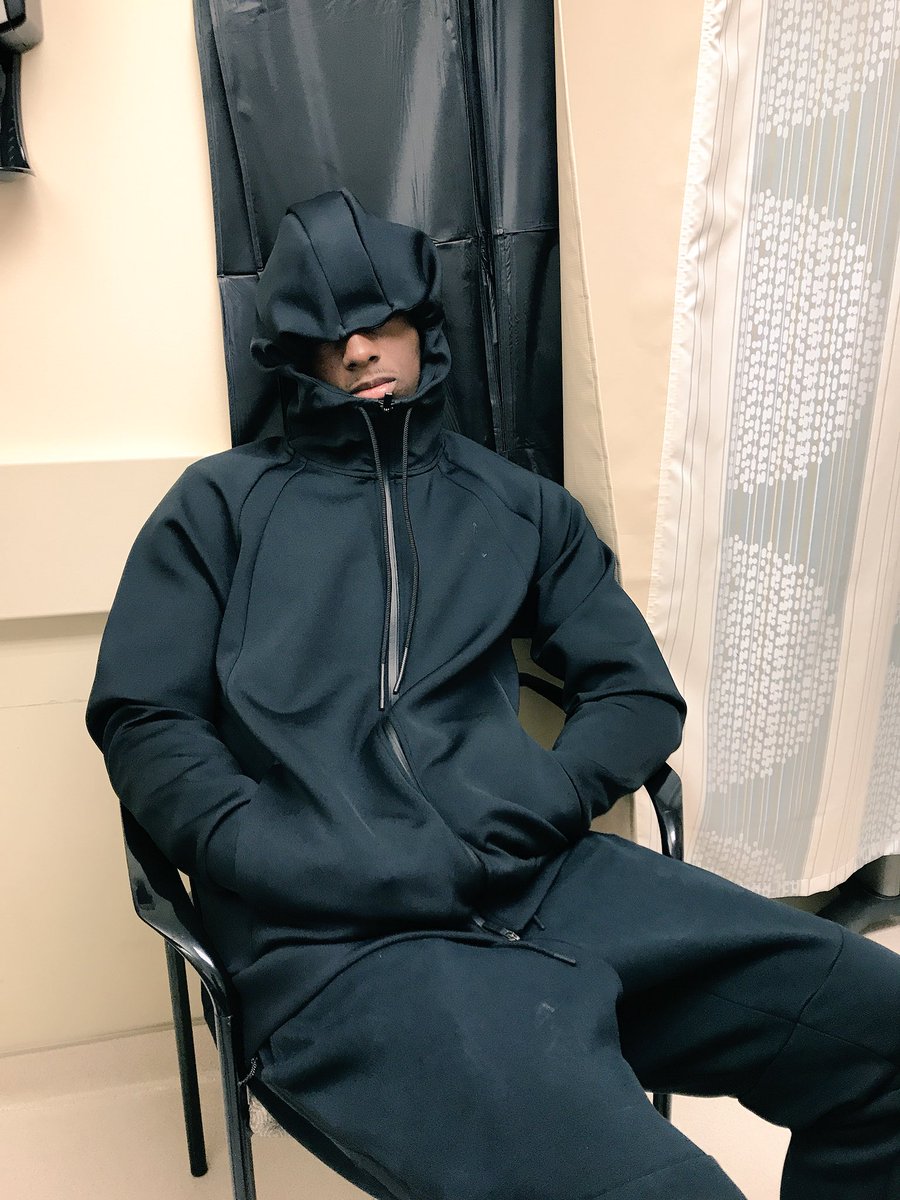 SurvivinAmerica's tweet photo. He’s my My best friend, my nurse and a part time ninja😏...@EliApple13. Thanks for being by my side every step of the way✊🏾❤️ https://t.co/8G5DBa3Ua7