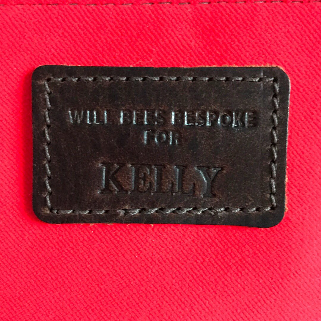 barbiekellys's tweet photo. Always treat myself to a little something in the shopping village @CheltenhamRaces so this awesome neon purse from @WillBeesBespoke called out to me! My winnings paid for it too! #neon #velvet #willbeesbespoke #cheltenhamraces https://t.co/eSqgKjyr2f