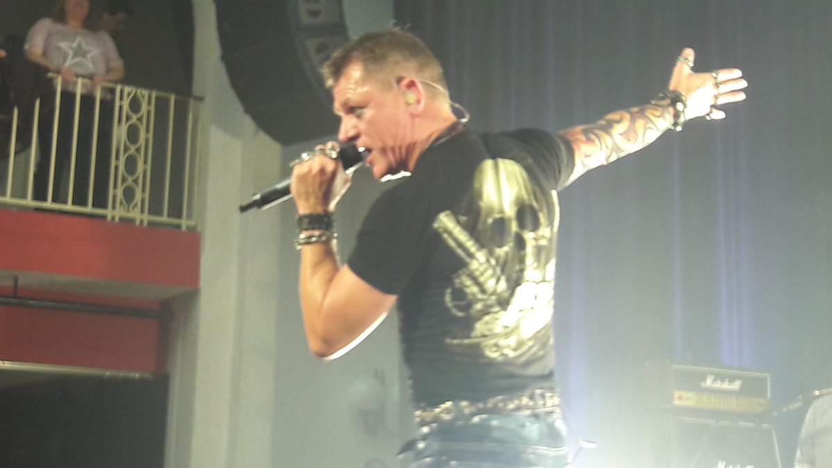 DukKarin's tweet photo. Das war gestern ein mega langer schöner Abend im #Ebertbad in #Oberhausen mit #Nockrock https://t.co/fwyJinJ68H