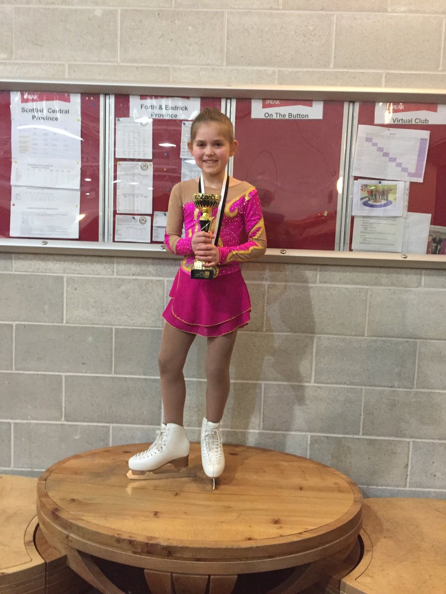SNFSC_UK's tweet photo. Congratulations to all of the skaters who took part in the @SNFSC_UK mini-competition @thepeakstirling this morning.  Every one a fabulous performance and Ice Stars of the future. Welcome to the world of Competitive #IceSkating. 🌟 👏
https://t.co/yoGiz37qXw https://t.co/GSN1FFtuAX