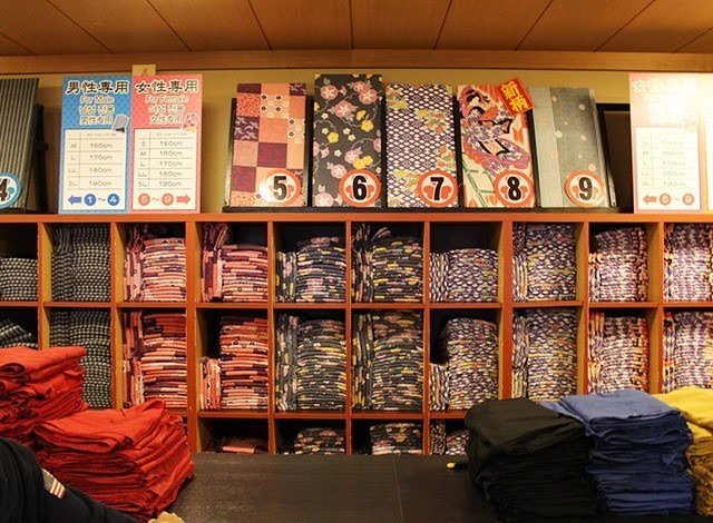 大江戸温泉って自分で浴衣を選ぶのよね  越後屋でw
男性のサイズはM～