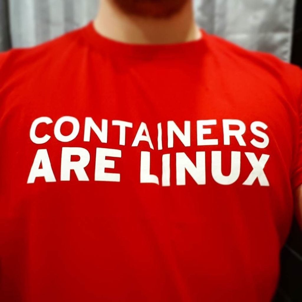 vpavlin's tweet photo. Love the t-shirt! #containersarelinux #redhat #containers #linux https://t.co/Dz4rBa8f8m https://t.co/ZdcjBmecZH