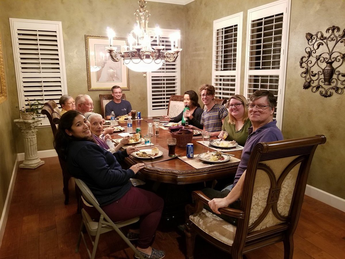 Sunshineswim09's tweet photo. Thanksgiving a bit early. And brought my best friend and my foreign friend too #meetthefam #theybecray #welcome https://t.co/SIfV1uZjQb