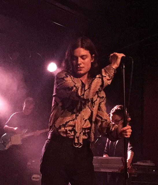 bornsmusicabie's tweet photo. BØRNS at vega #slodout #copenhagen #denmark via Instagram @circusrhymes https://t.co/xG9Exw3AMb
