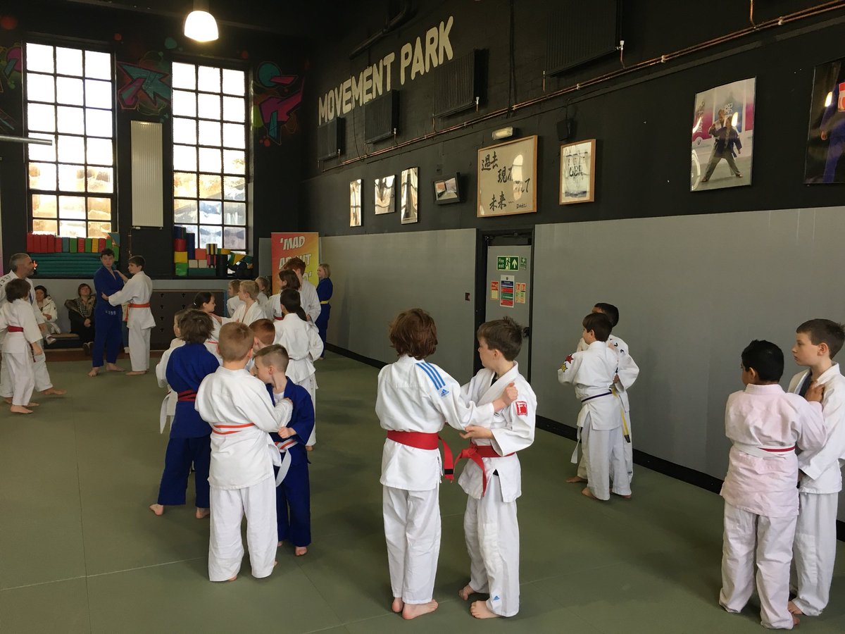 MovementPark813's tweet photo. Glasgow cluster club gets underway @JudoScotland #developmentbydesign https://t.co/zl81om3YpP