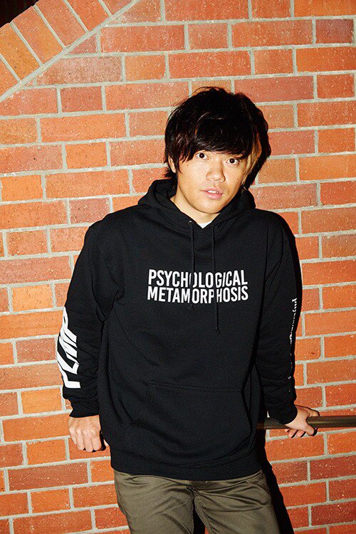 KEYTALKtweet's tweet photo. 「PSYCHOLOGICAL METAMORPHOSIS」
カタログモデルにKEYTALKが起用されました!!
みなさん、チェックしてくださいね!!

販売開始は11/25(土)12:00〜
https://t.co/Qz6TOlnar2
@psycho_metamor https://t.co/HoRNs7uTwL