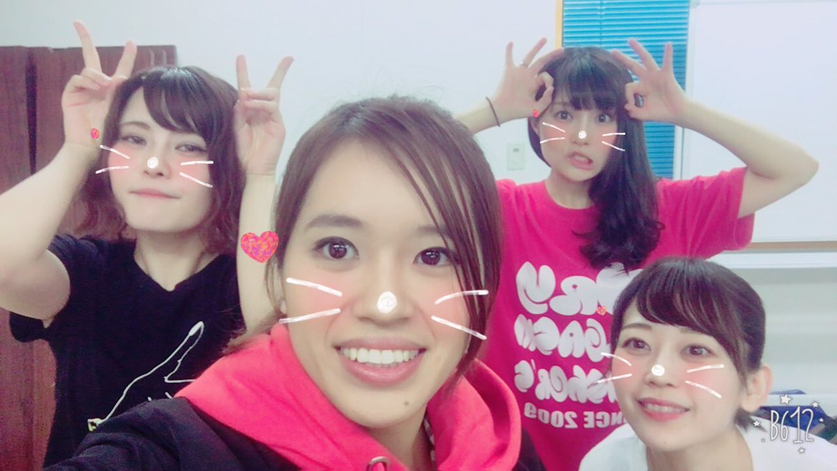 Moimoi333333's tweet photo. #ZIPPEr 
コラボ練習してきゃした！
3人ともかわいいのにキレキレなのでほんと尊敬する༼;´༎ຶ ۝ ༎ຶ ༽
3人と一緒にできるのが本当に幸せなのでめっちゃがんばりゃす！ᕕ( ᐛ )ᕗ

今月23日だよ！もうすぐ！
来てね！
#NOMENS 
は物販あるよ！買うしかないやろ！ https://t.co/znJH9YraWy