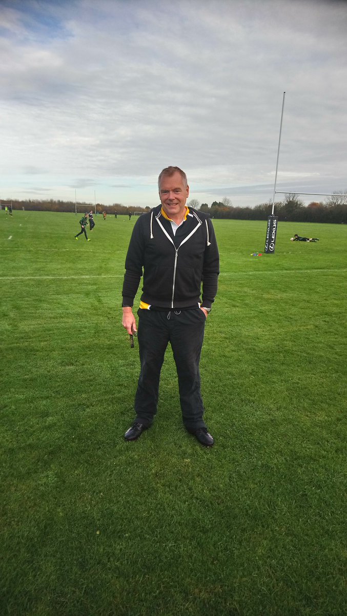 StSodbury's tweet photo. Introducing today's ref @DarrellmStevens... Have a good game 🏉 🏉 🏉
@SMOBRUGBY @CSRFCtweets @GloucsCountyRFU https://t.co/B7dlOxQGoR