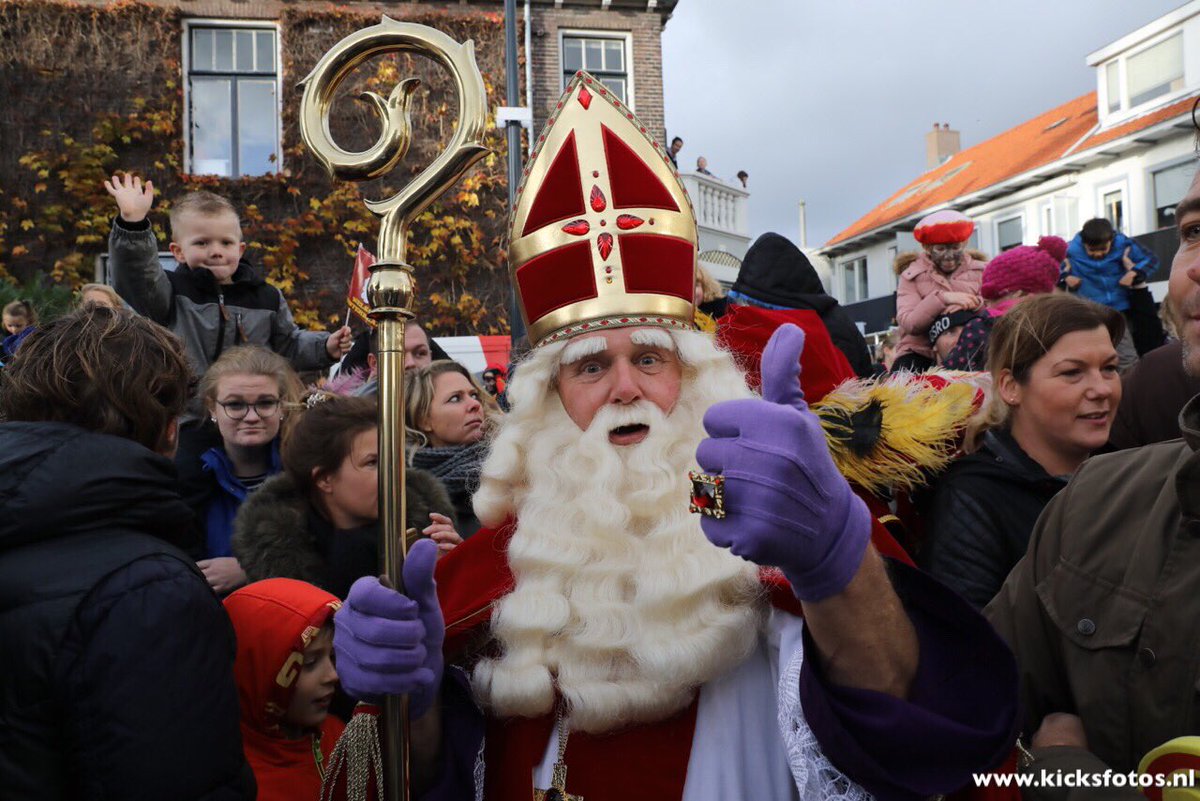 Wat een top dag was het gisteren!! Tijdens de intocht van <a href="/SintAalsmeer/">Sint in Aalsmeer</a> in <a href="/Aalsmeer_NL/">Gemeente Aalsmeer</a> #fotopiet