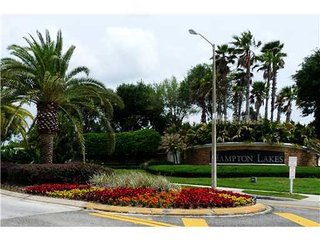 hamptonlakesUSA's tweet photo. Villa vacations in Davenport #florida close to #Disney and all main attractions great offers for 2018 https://t.co/d8pzHvQckS #HighgatePark #HamptonLakes https://t.co/fedwt4Cv6m