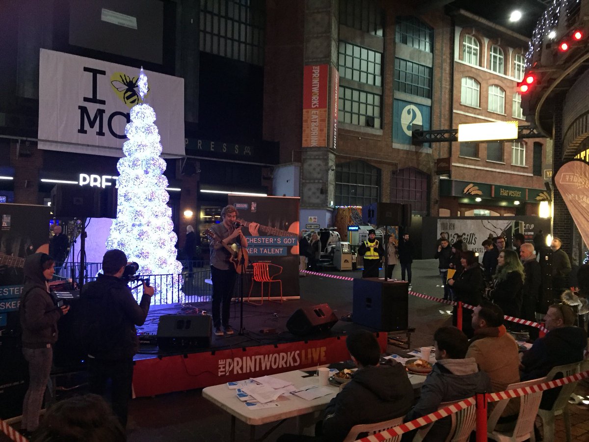 ThisIsSurvivors's tweet image. Manchester HAS #BuskerTalent here at @The_Printworks for our #1in6 #IMD2017 event