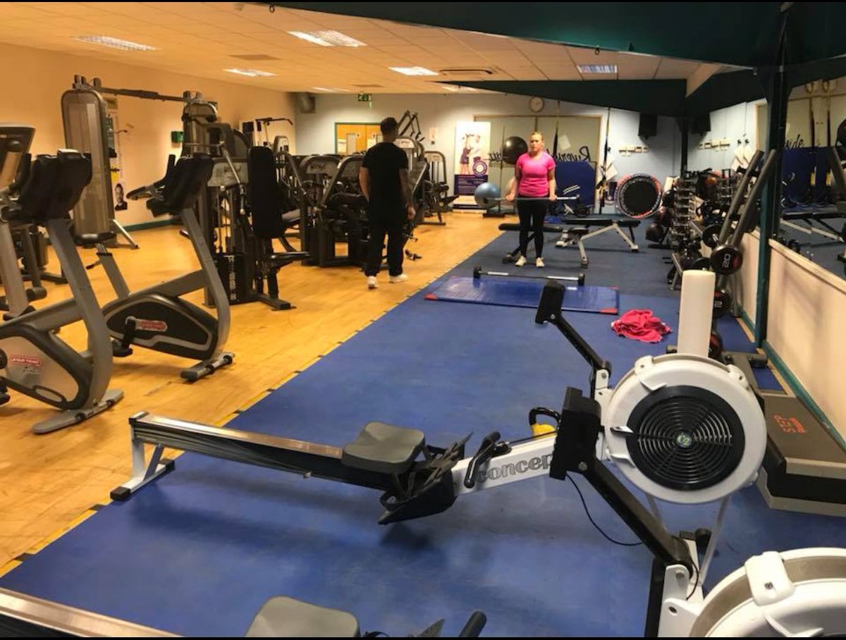RiversideGym's tweet photo. We also have a well-equipped Ladies gym upstairs with a range of cardio machines, a whole body resistance machine circuit, a cable machine and a large floor space with functional equipment and free weights. The room has frosted windows and doors so you can exercise in privacy. https://t.co/ZzmiUf4gh4
