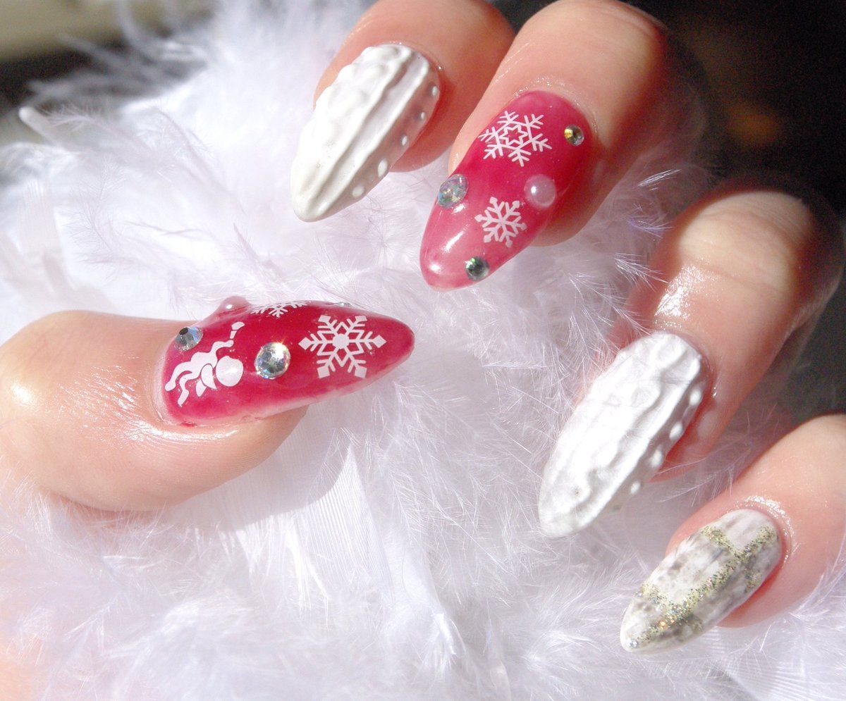 nail__M's tweet photo. ┈┈┈┈┈┈┈𓇼𓆉┈┈┈┈┈┈┈┈

冬ネイルにしてみたっ☃︎❅◡̈♥︎

#newnail
#ニットネイル
#冬ネイル
#スカルプネイル
#ネイル

┈┈┈┈┈┈┈𓇼𓆉┈┈┈┈┈┈┈┈ https://t.co/z4vsZ3jHKl