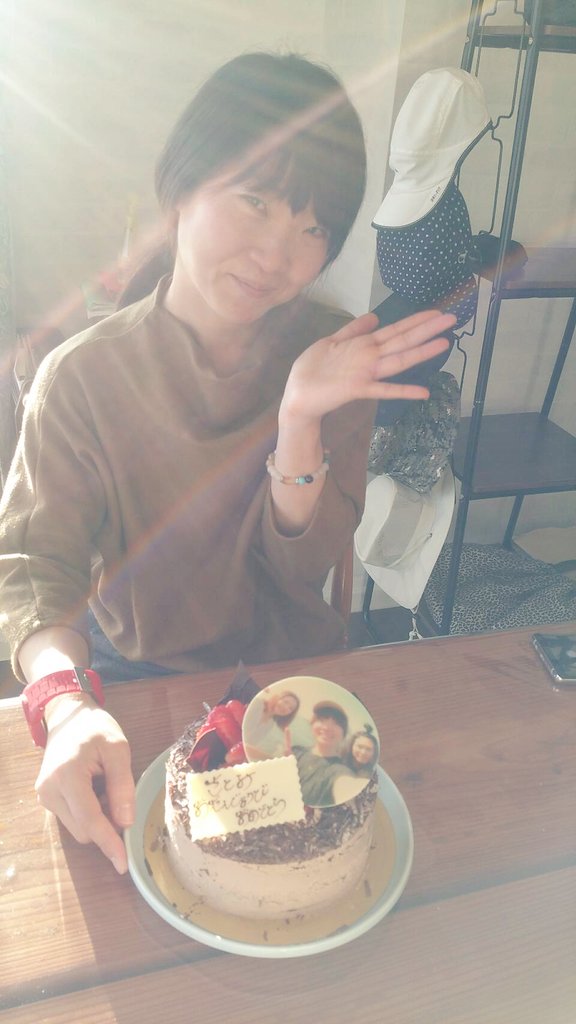 fugiao1214's tweet photo. 幼馴染みより♥️
笑いすぎによりお腹痛い

#松井の真似をするはにわ
#1121 #viviennewestwood 
#毎日幸せな食事ができそうなお皿
#サンシ #spacedomination https://t.co/ww8TIuN6zD