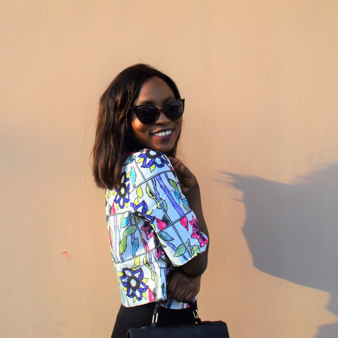 TwoTeesShop's tweet photo. Get our 'mixed print top'. Available in white and yellow. N4,500. https://t.co/wAJlVuqtU0