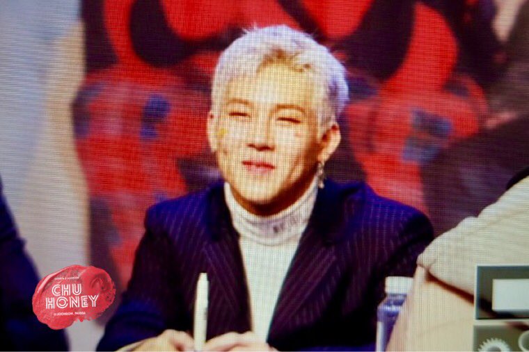 171119 대전
오늘도 왕쟈님이야 ♡ つ⋅⌄⋅)づ⌁⌁⌁❤︎⌁⌁⌁⋆

#MONSTA_X #몬스타엑스 #주헌 #JOOHEON <a href="/OfficialMonstaX/">몬스타엑스_MONSTA X</a>