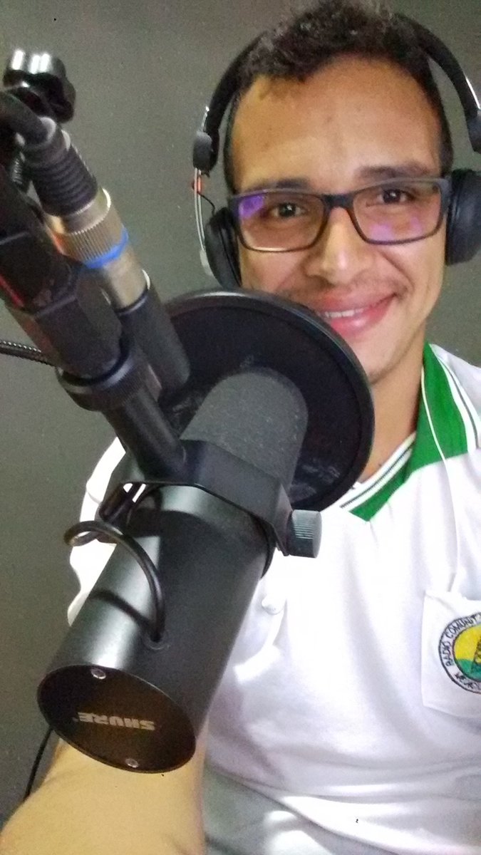 alcinei_araujo's tweet photo. Não é sobre chegar no topo do mundo
E saber que venceu
É sobre escalar e sentir
Que o caminho te fortaleceu...🎼🎧🎶
#radio #sociedadefm87,9 #programa #tophits #show #tøp #todososdomingos https://t.co/ptnzJtLTBF