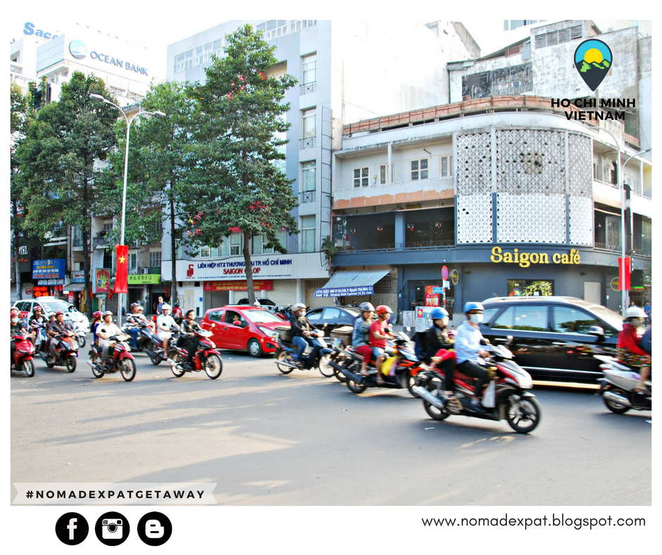 NomadExpatBlog's tweet photo. Did you know, #Motorbikes are still the most convenient means of transportation used by most Vietnamese people in #HoChiMinh, #Vietnam? 🏍️ #DidYouKnow #WhenInVietnam #NomadExpat #NomadExpatGetaway #DigitalNomad #ExpatLifestyle #Blogger https://t.co/LJ0XzgZiCg