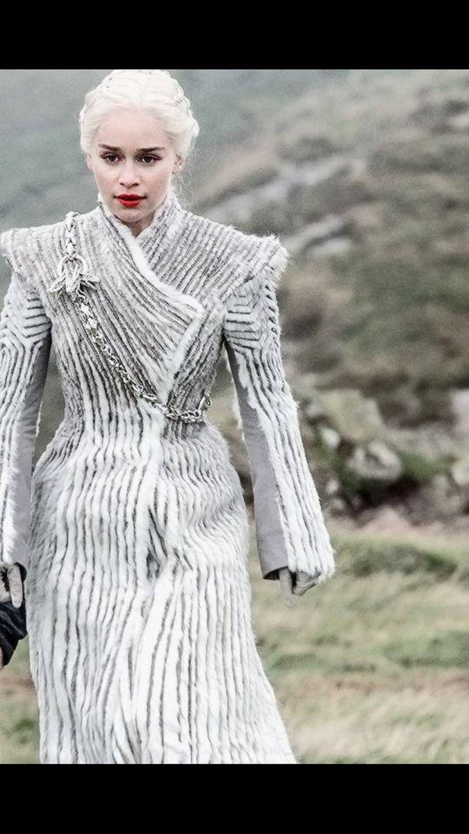 queenofmeeree's tweet photo. So many men have tried to kill me. I don’t remember all their names. I have been sold like a broodmare. I have been chained and betrayed. Raped and defiled. Do you know what kept me standing through all those years in exile? Faith. Not in any gods. Not in myths and legends. https://t.co/fAD2uPwFrp