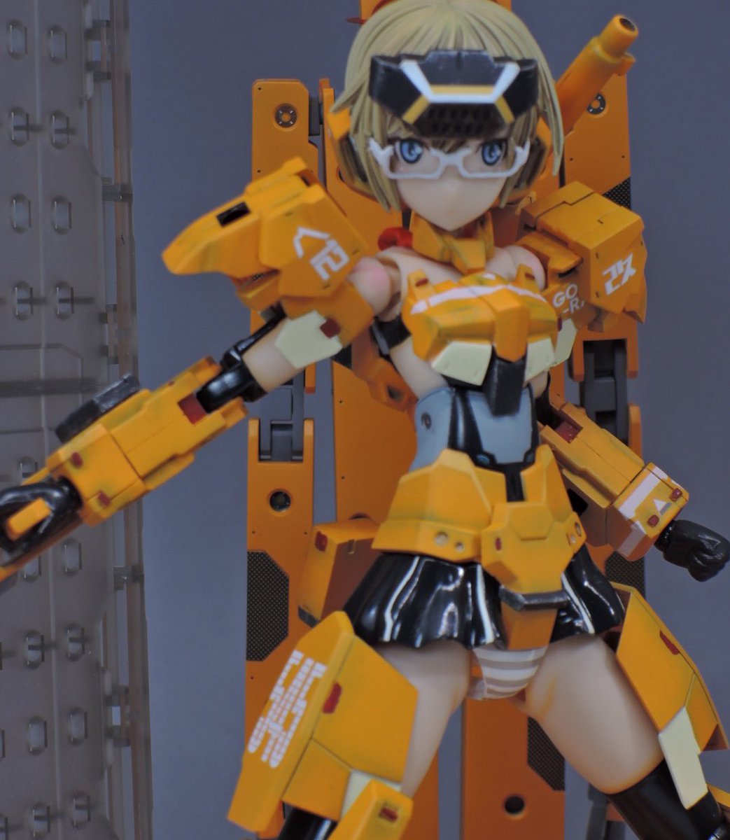 こんふぉーこ على تويتر Faガール 545式轟雷改 セッション ゴー 今回肌色はつや消しのみ 合わせ目消し無しの息抜きフィニッシュ ただしぱてごねやさんの髪の毛ガレキや白船工房さんのペパクラメガネ 各種デカールを使いつつパーソナルカラーのオレンジで自分色