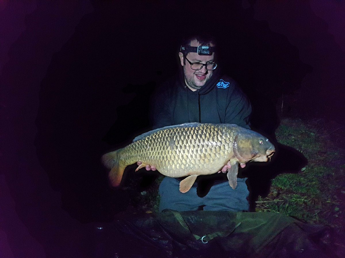 Yes it was cold and yes there was frost on my bivvy but I'm still catching 😂😂