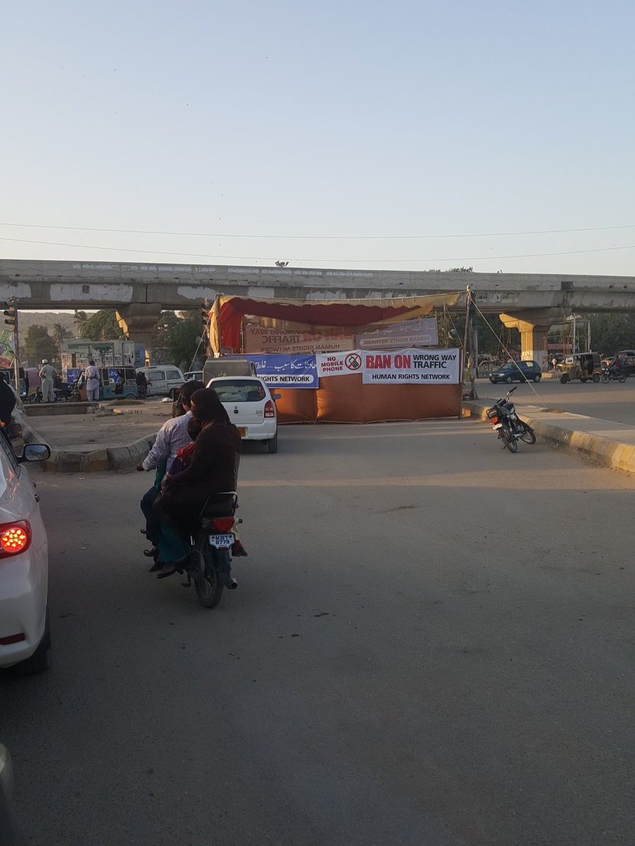 waqaschhipa's tweet photo. Forcing Cars to go Wrong way in a WRONG WAY awareness Campaign!!
#CORRECTTHIS https://t.co/bx1blKinUU
